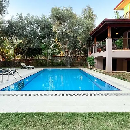 וילה Cem Luxury - Private Pool - Oludeniz, פאטהיה