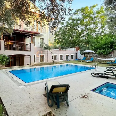 Cem Luxury - Private Pool - Oludeniz, 빌라