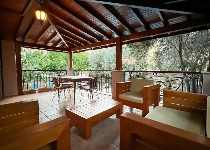 Cem Luxury - Private Pool - Oludeniz,