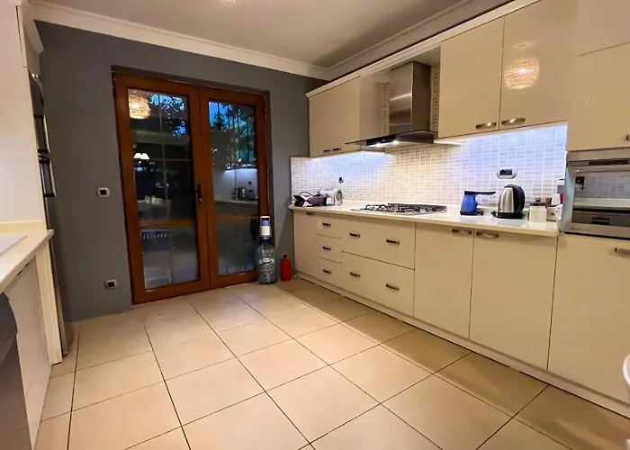 Cem Luxury - Private Pool - Oludeniz, Vilă *