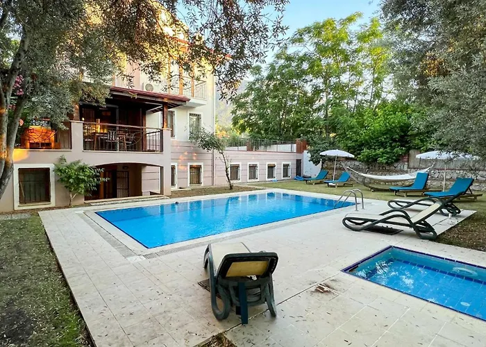 Cem Luxury - Private Pool - Oludeniz, فيلة